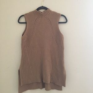 Sleeveless mock turtle neck